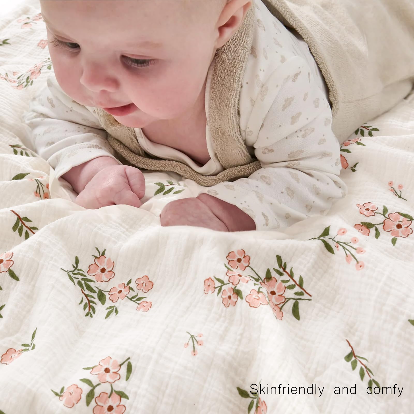 BOPRIO muslin blanket back with 3D dotted fleece provides warmth without overheating.