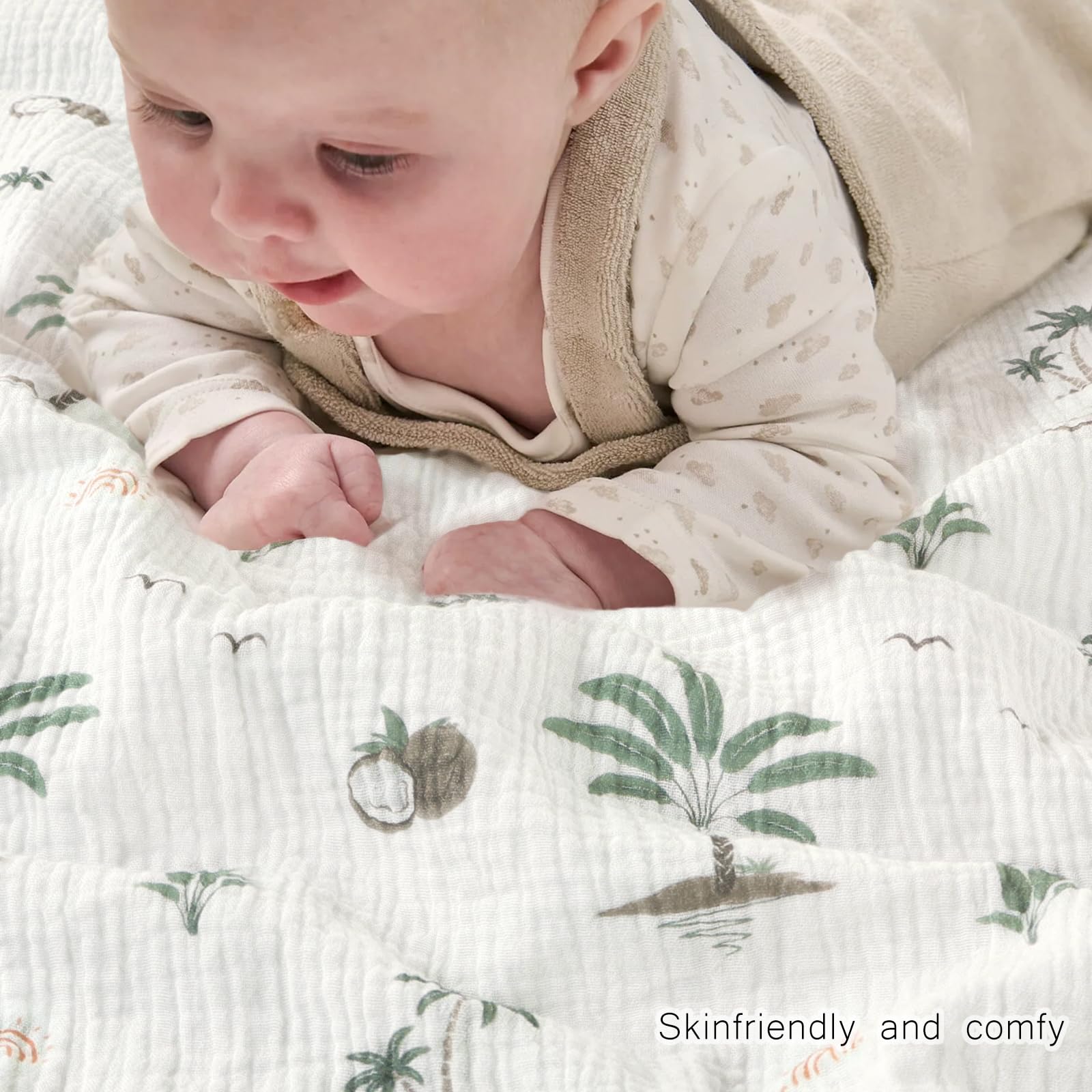 BOPRIO muslin blanket back dotted fleece detail for cozy warmth.