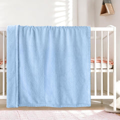 BORITAR blanket showcases ultra-soft texture for gentle baby comfort