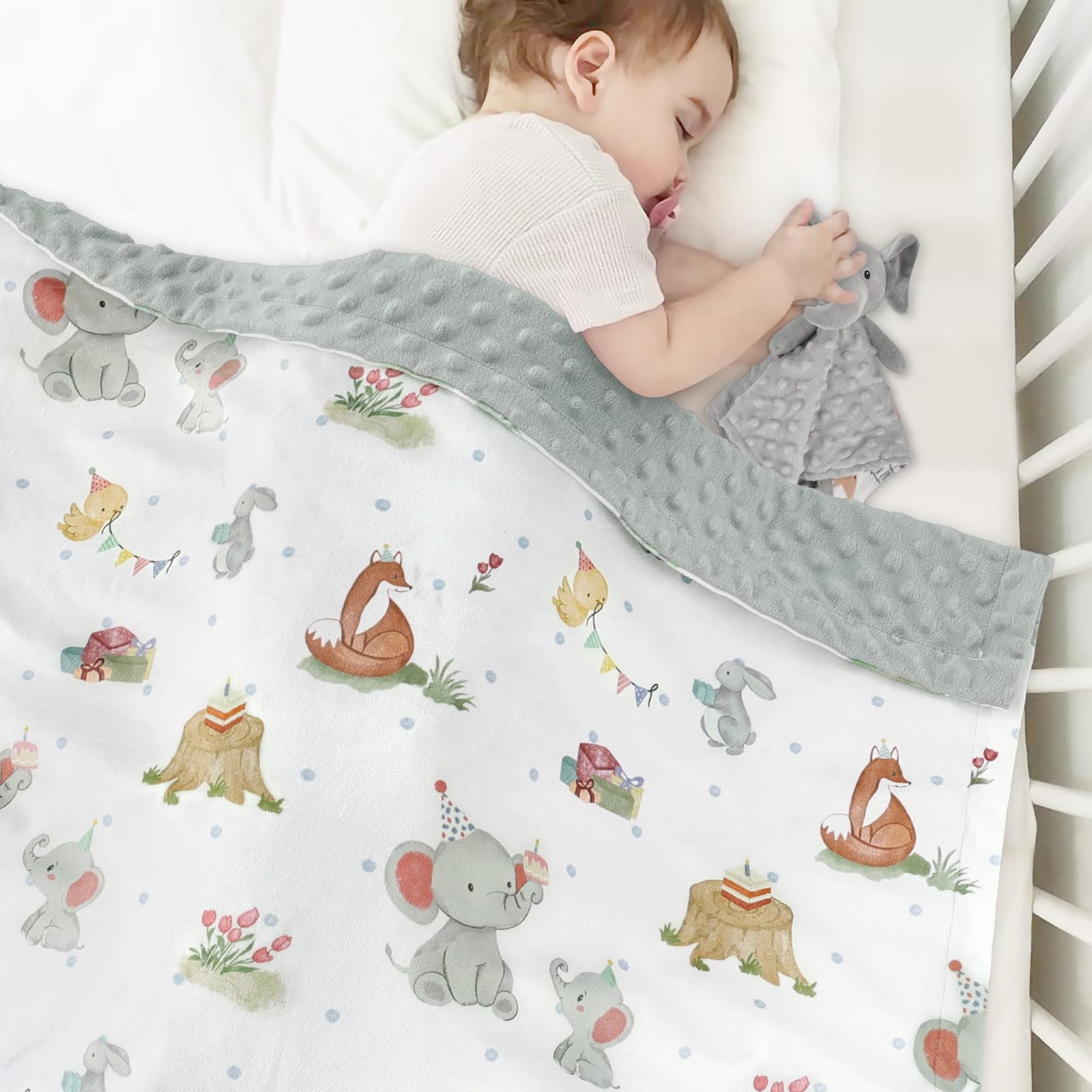 BORITAR baby blanket dotted-back highlights soft double-layer warmth for delicate skin.