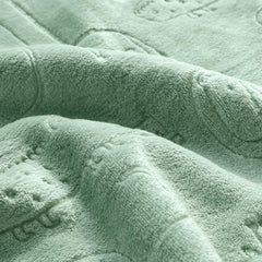 BORITAR baby blanket in stroller demonstrating portable warmth on the go.