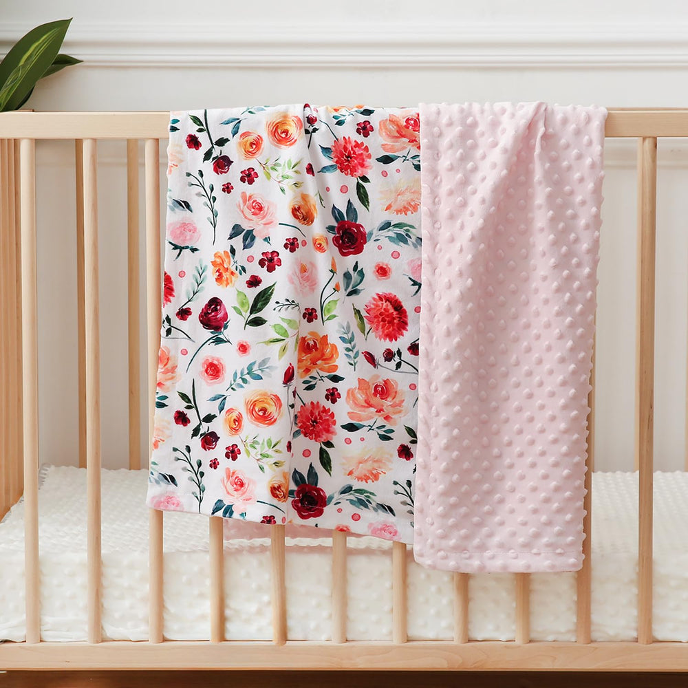 Easy-care BORITAR baby blanket ready for machine washing and quick drying.