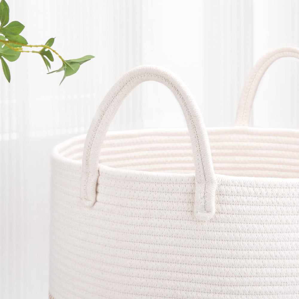 BOSROTY blanket and pillow storage in living area