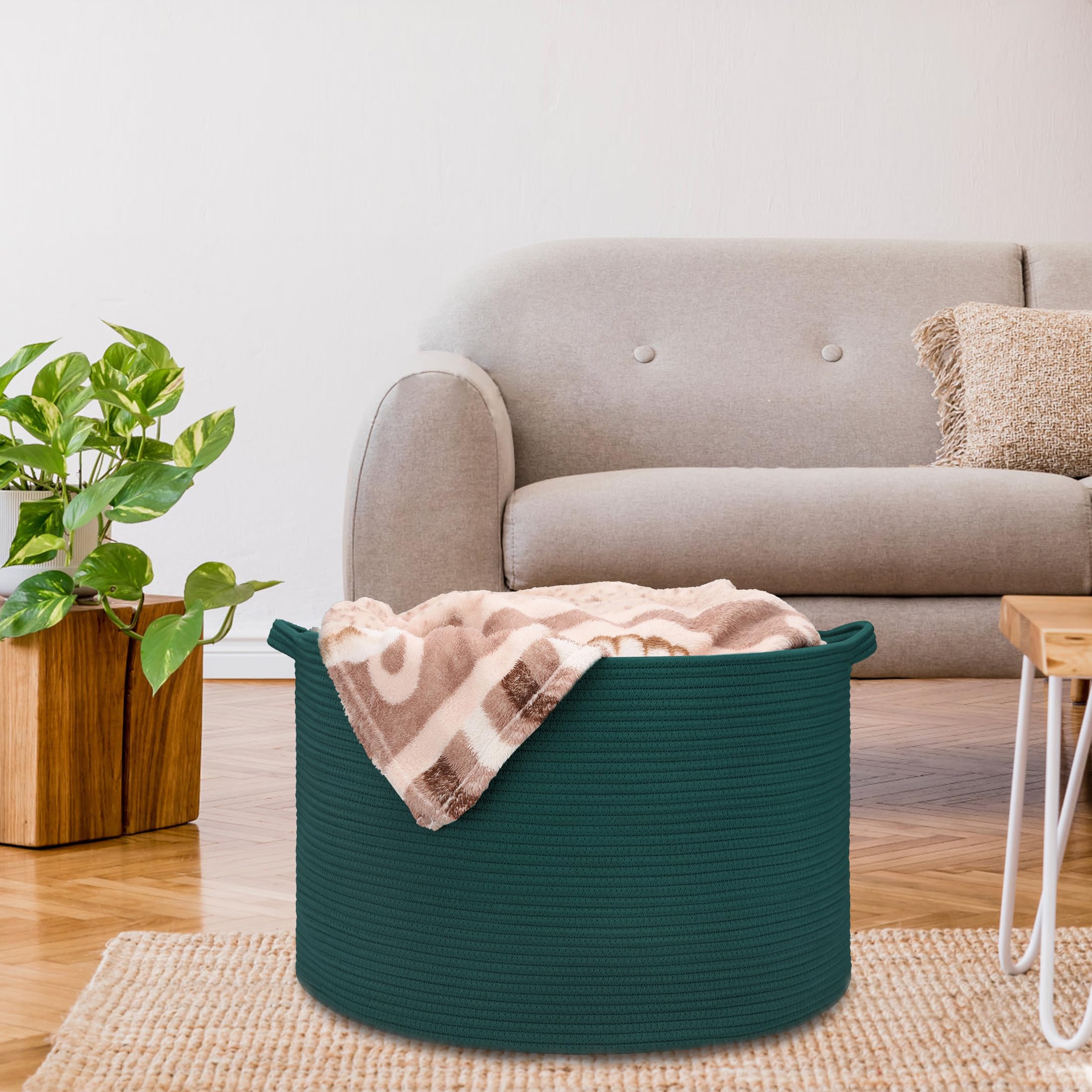 BOSROTY basket folded-flat demonstrates space-saving storage when not in use.