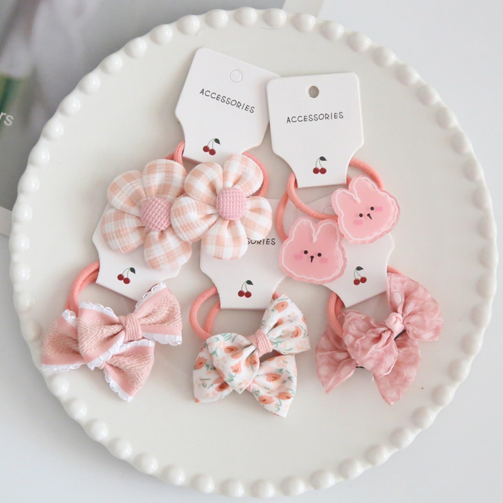 BOUNIQ hair ties in a variety of colors ideal for coordinating outfits and accessories.