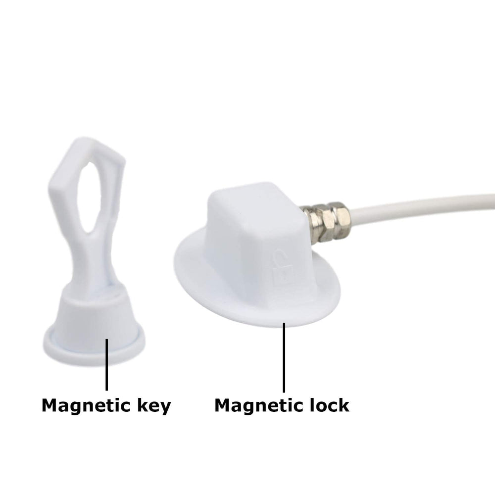 bouti1583 fridge door lock in use—quick unlock with magnetic key for adults.
