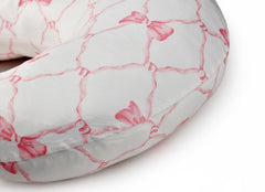 Boyoung nursing pillow cover with concealed zipper protects baby’s skin and keeps cover secure.
