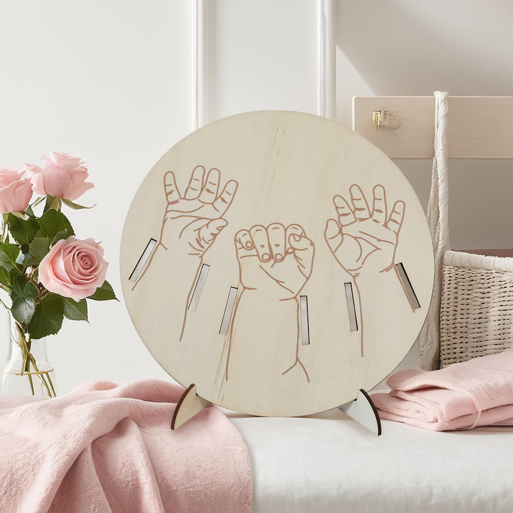 BQSAZHYJ natural wood material offers a warm, durable keepsake for Baby's first moments.