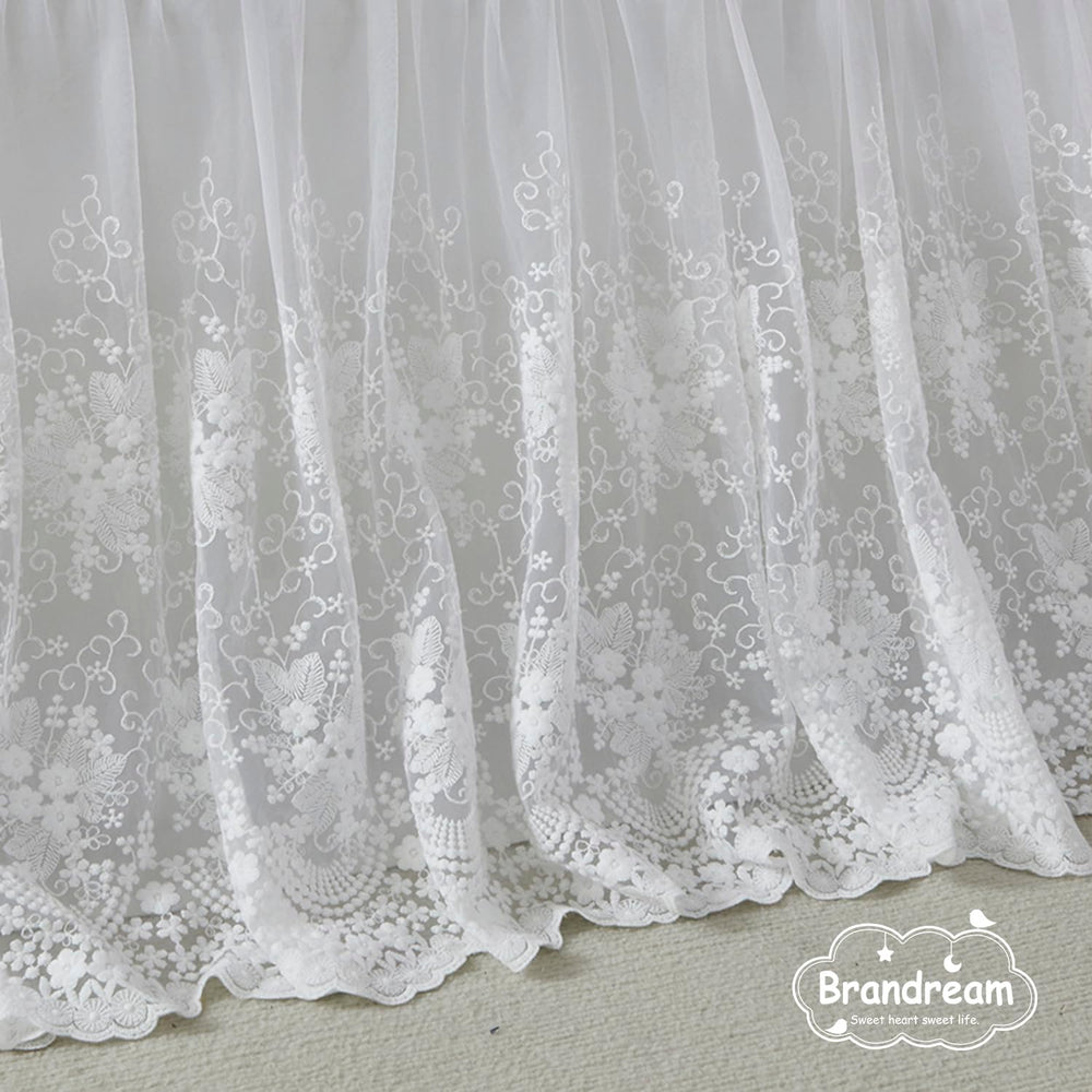 Brandream four-sided crib skirt fits standard cribs and toddler beds