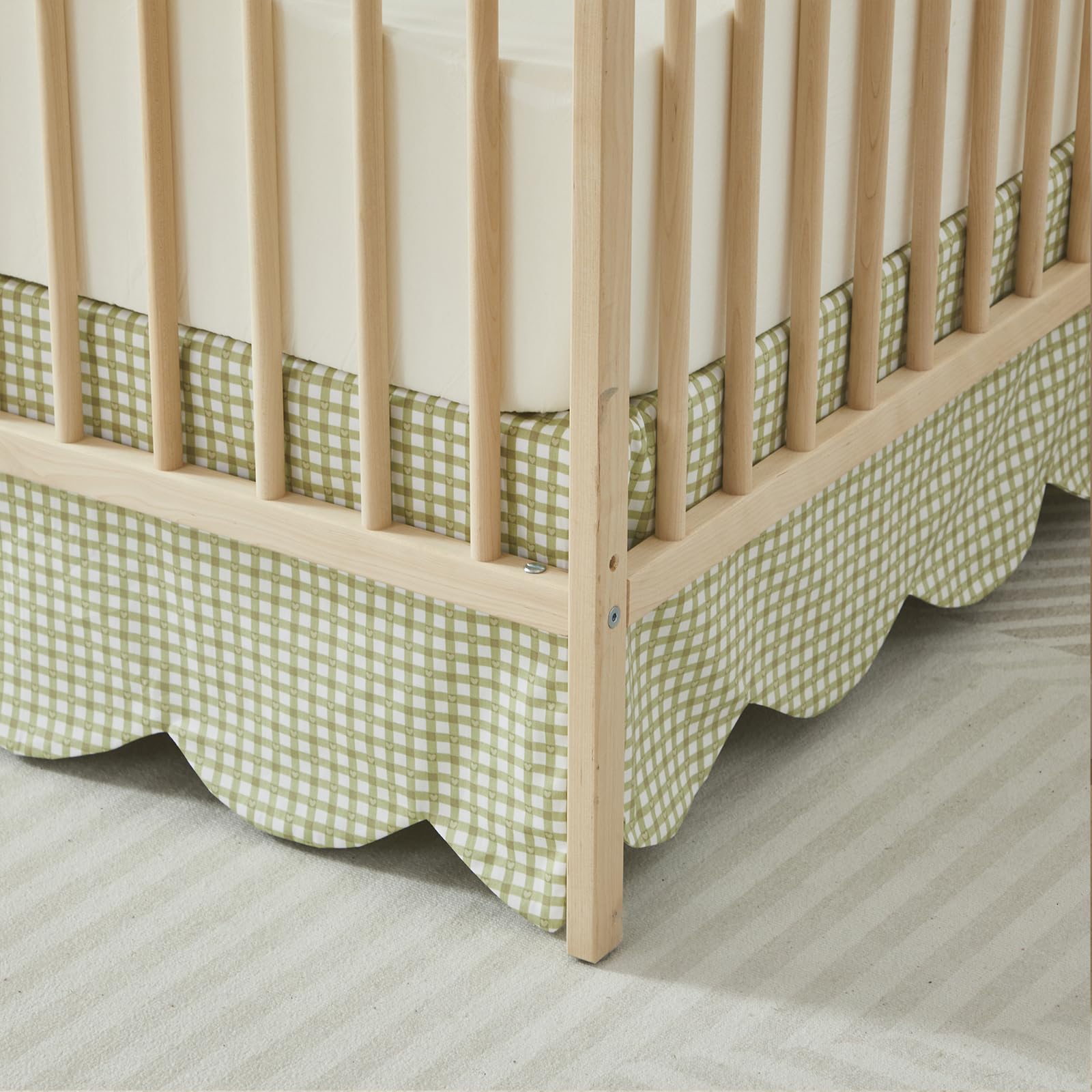 Brandream Boho farmhouse style elevates nursery decor with scalloped edge.
