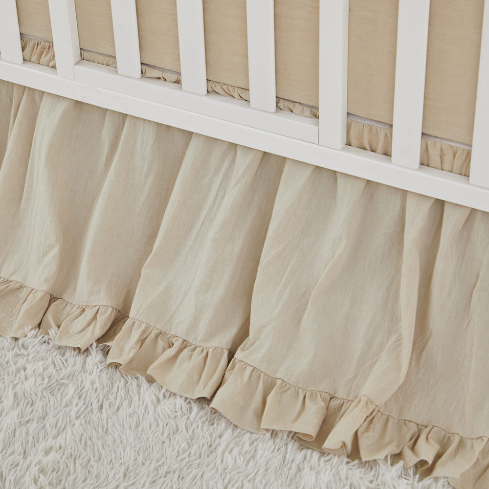 Brandream easy-care beige crib skirt ready for machine washing and daily care.