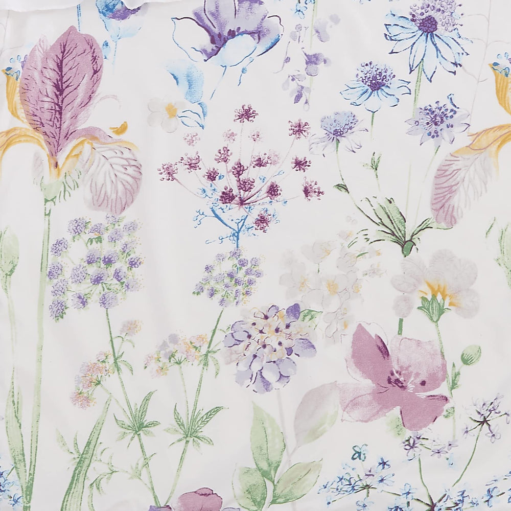Brandream packaging image reveals gift-ready baby bedding set for new parents.