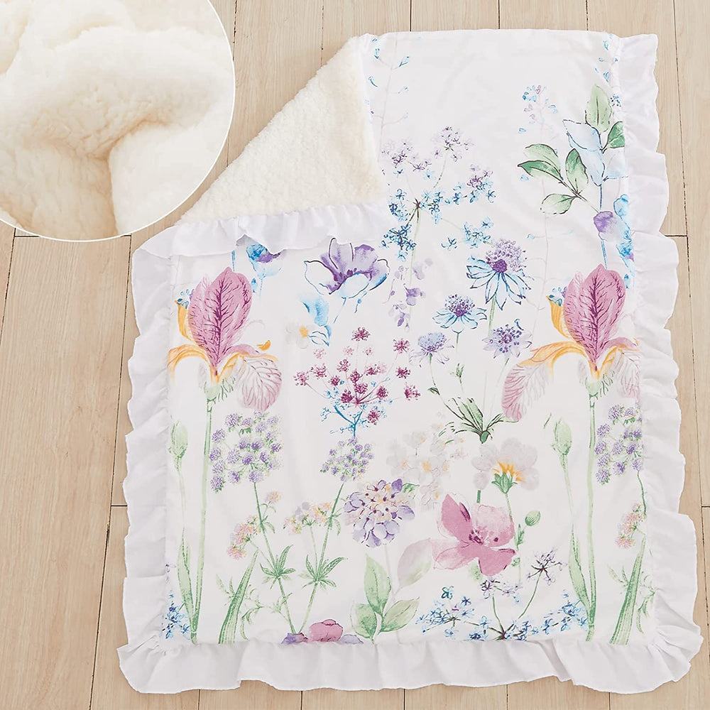 Brandream Wildflower Butterfly crib bedding sheet delivers breathable softness for sleep.