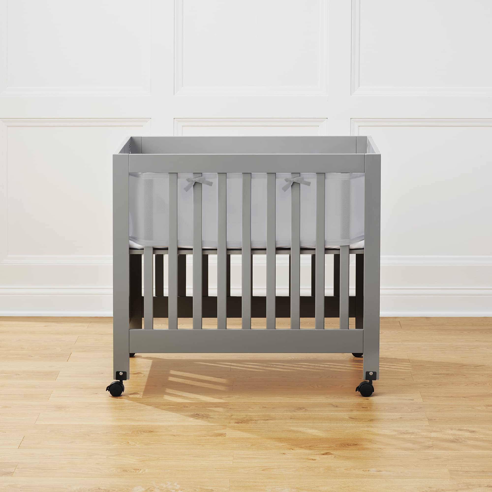 BreathableBaby liner in-use shows airflow and safety.