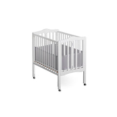 BreathableBaby packaging highlights safety and easy setup.