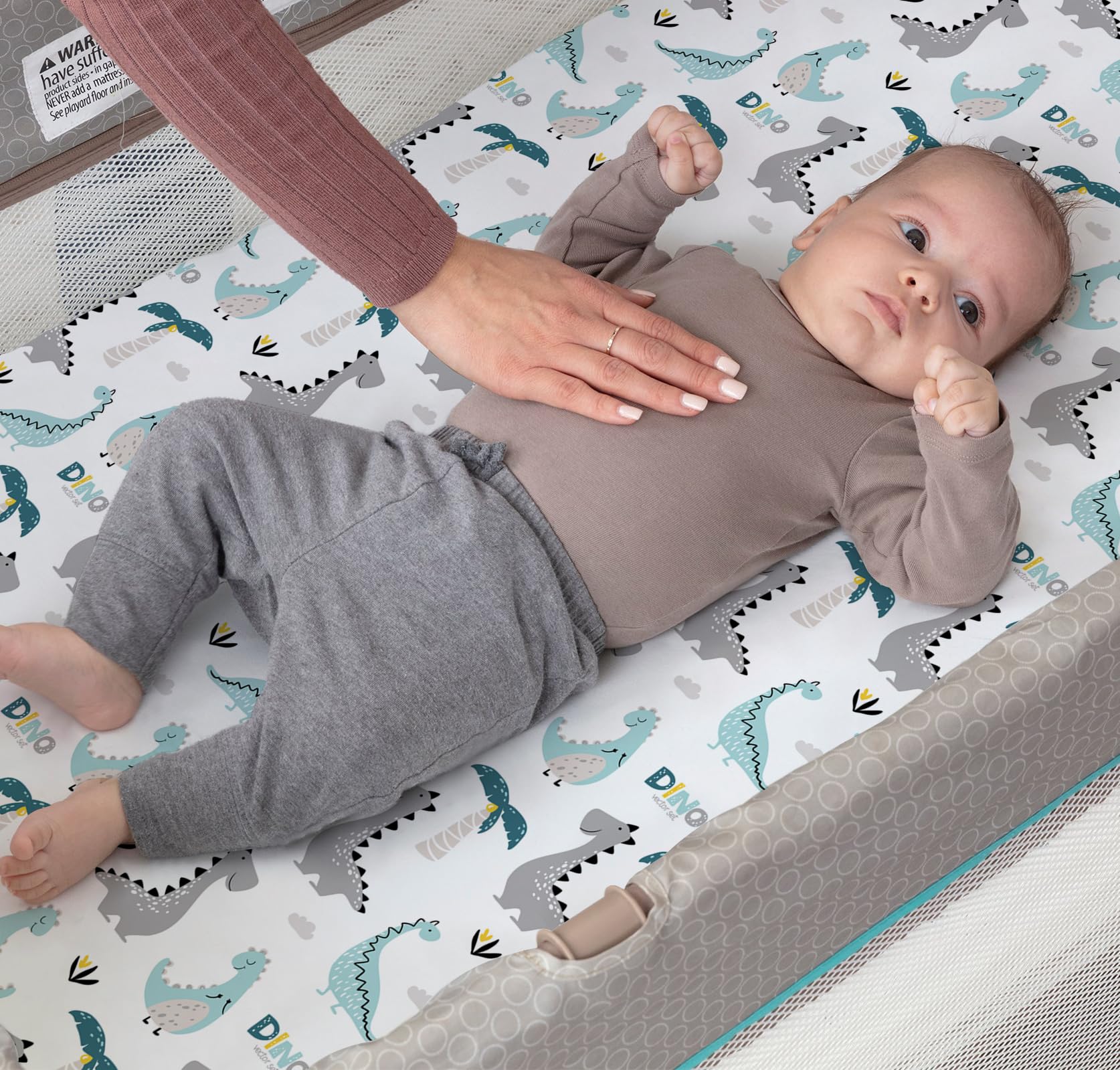 BROLEX travel-ready sheets in daycare bag with easy cleanup.
