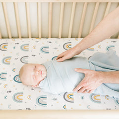 Brolex durable, machine-washable sheets withstand frequent laundering.