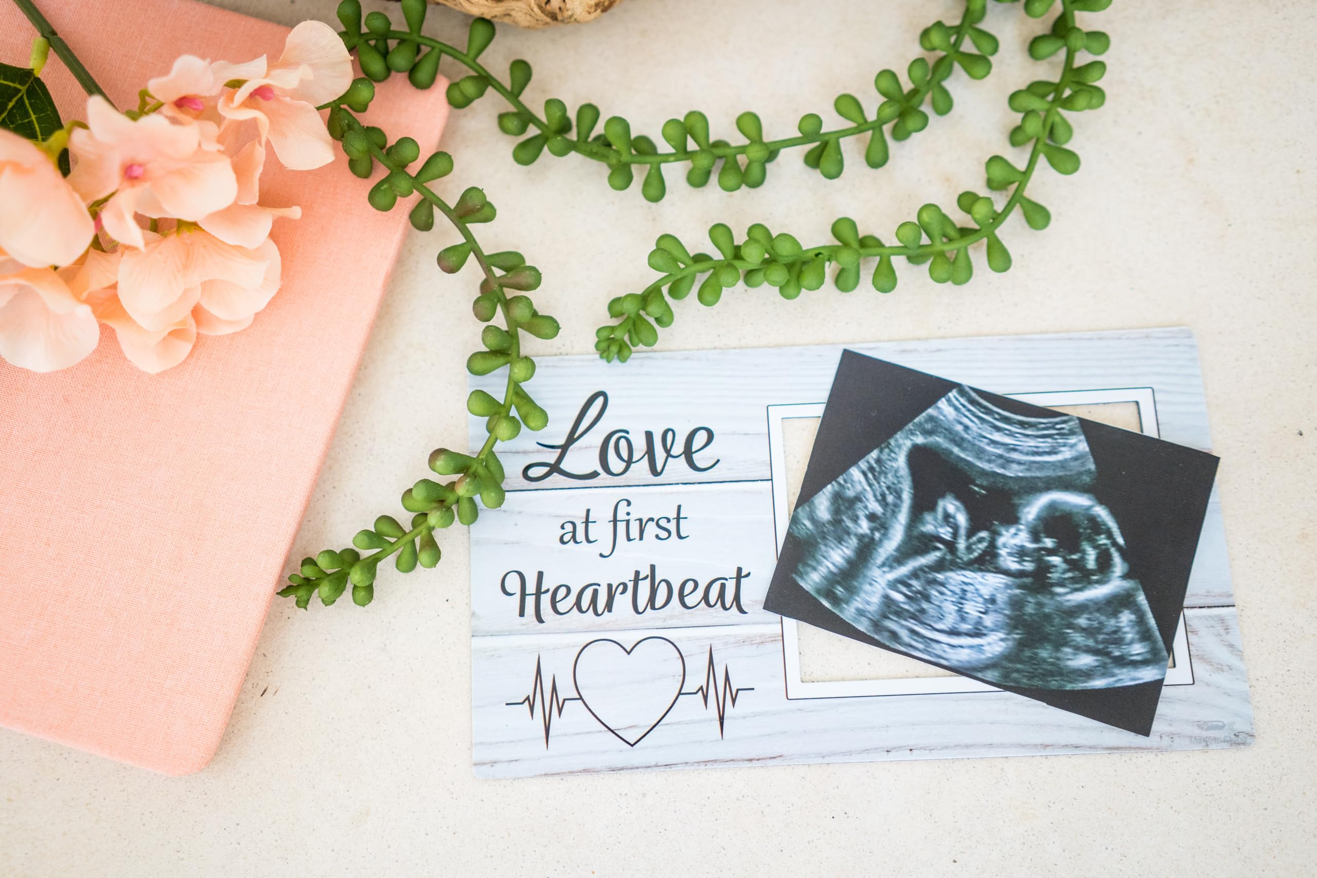 Brothers Bench New mom gift-ready packaging emphasizes thoughtful keepsake.