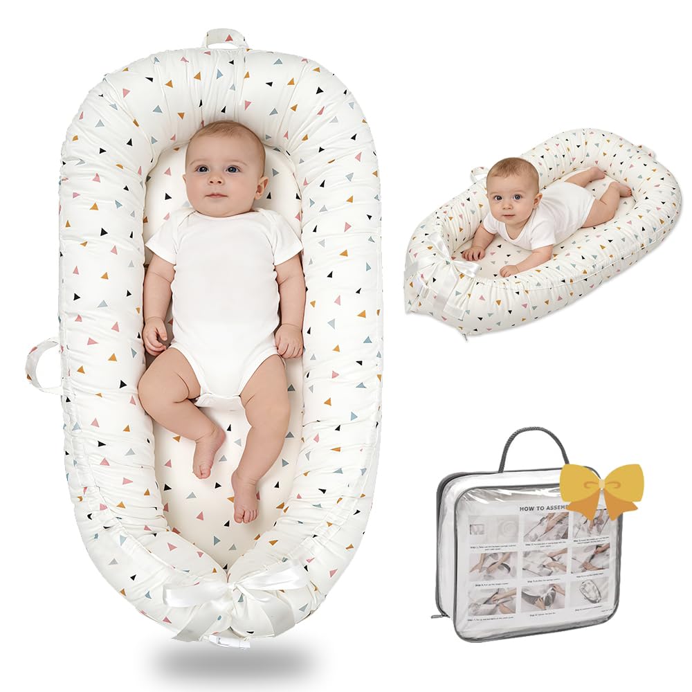 Bubbyhuts baby lounger triangle cover front shows breathable cotton for newborn comfort.