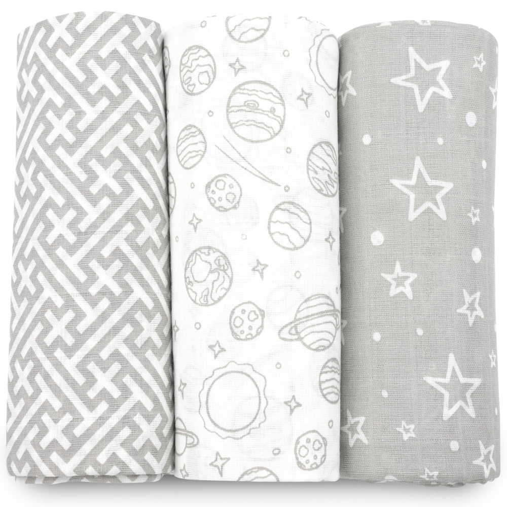 Bublo Baby muslin swaddle blankets 3-pack showing soft fabric ideal for tender newborn skin comfort.