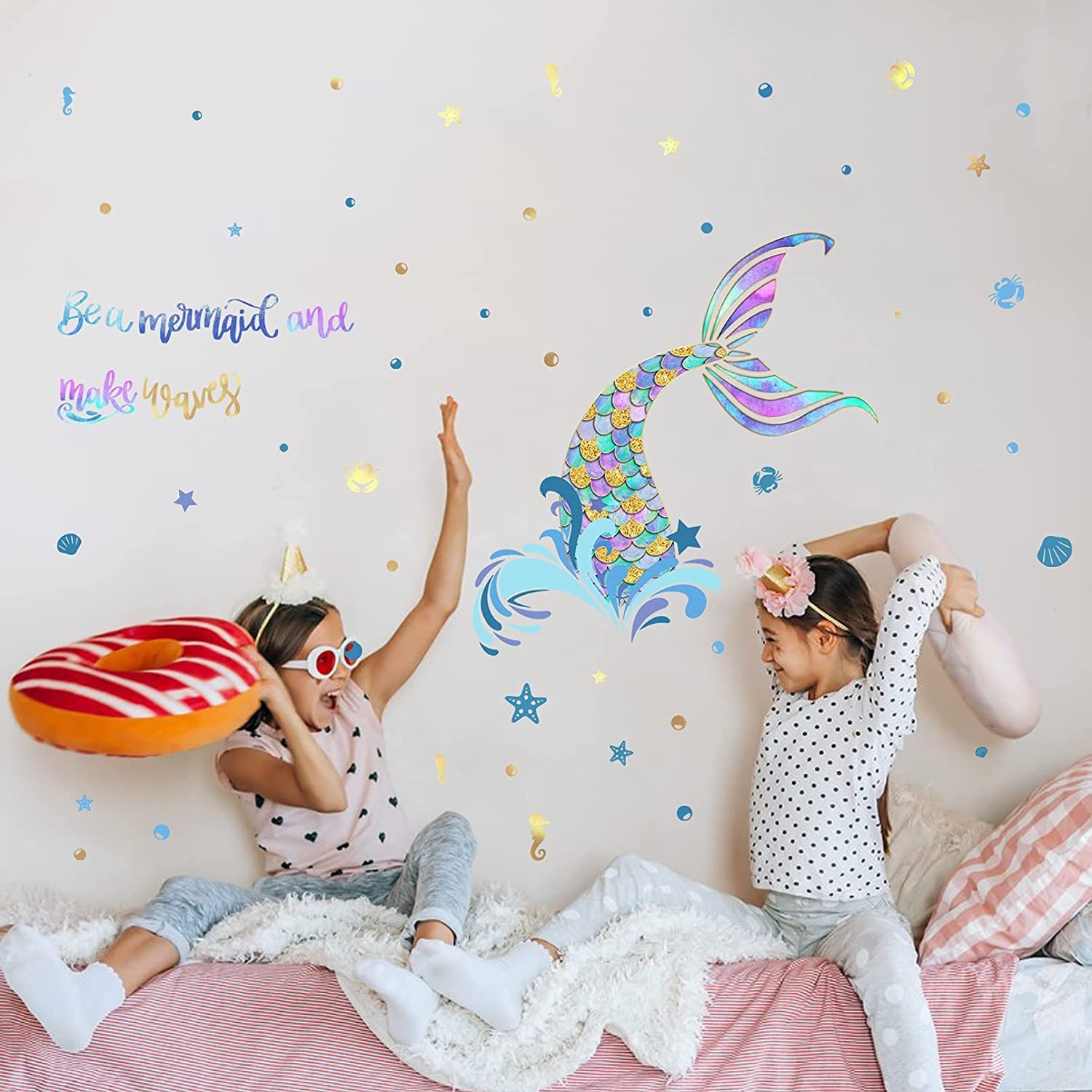 Buer Homie easy-apply wall sticker on clean surfaces for quick refresh.