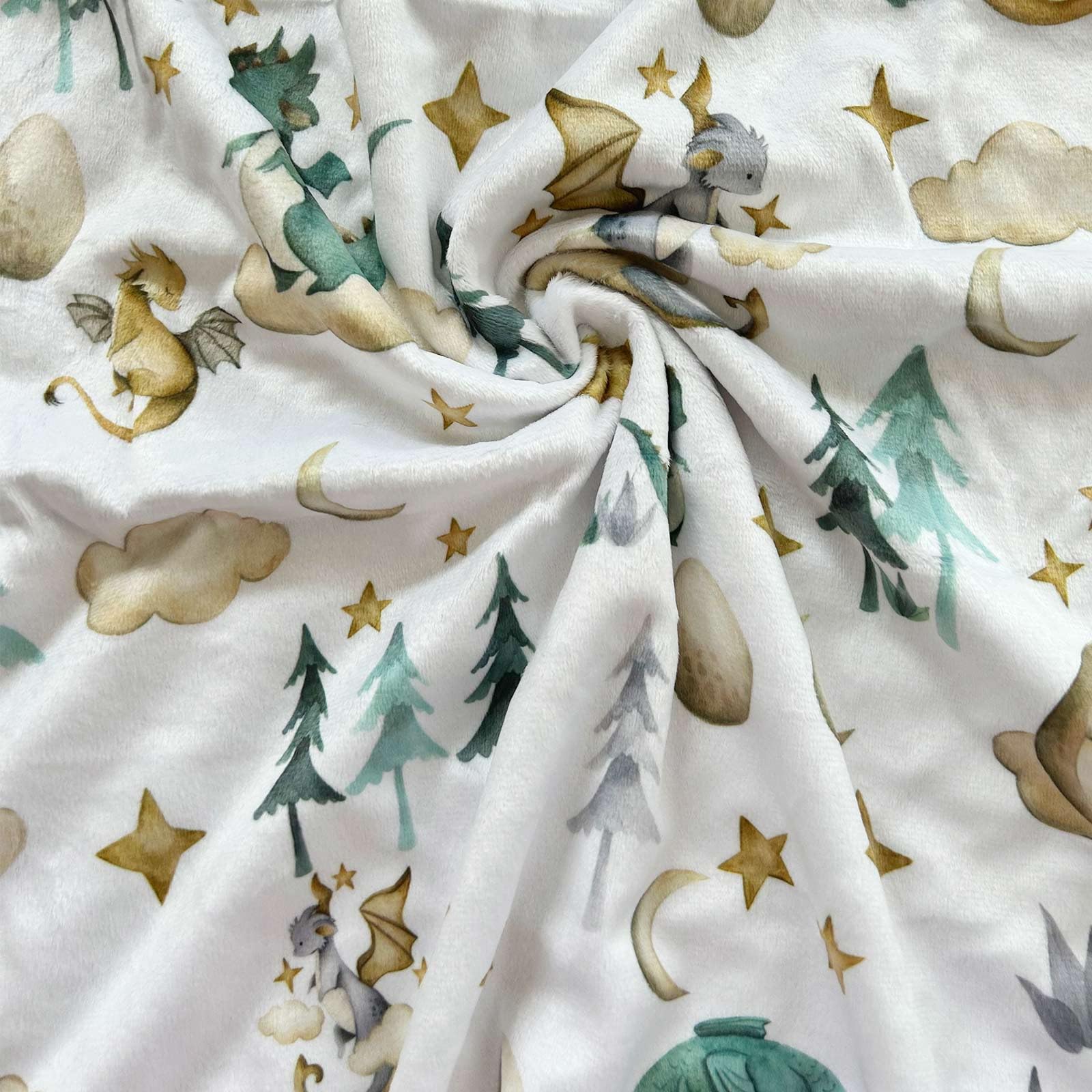 Buerhanerry Dragon blanket folded demonstrates compact travel companion for on-the-go parents.