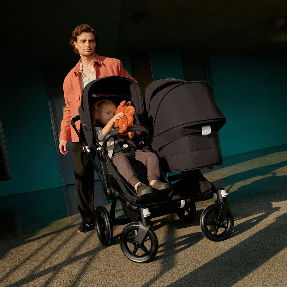 Bugaboo Donkey 5 Mono slim width helps pass through doorways.