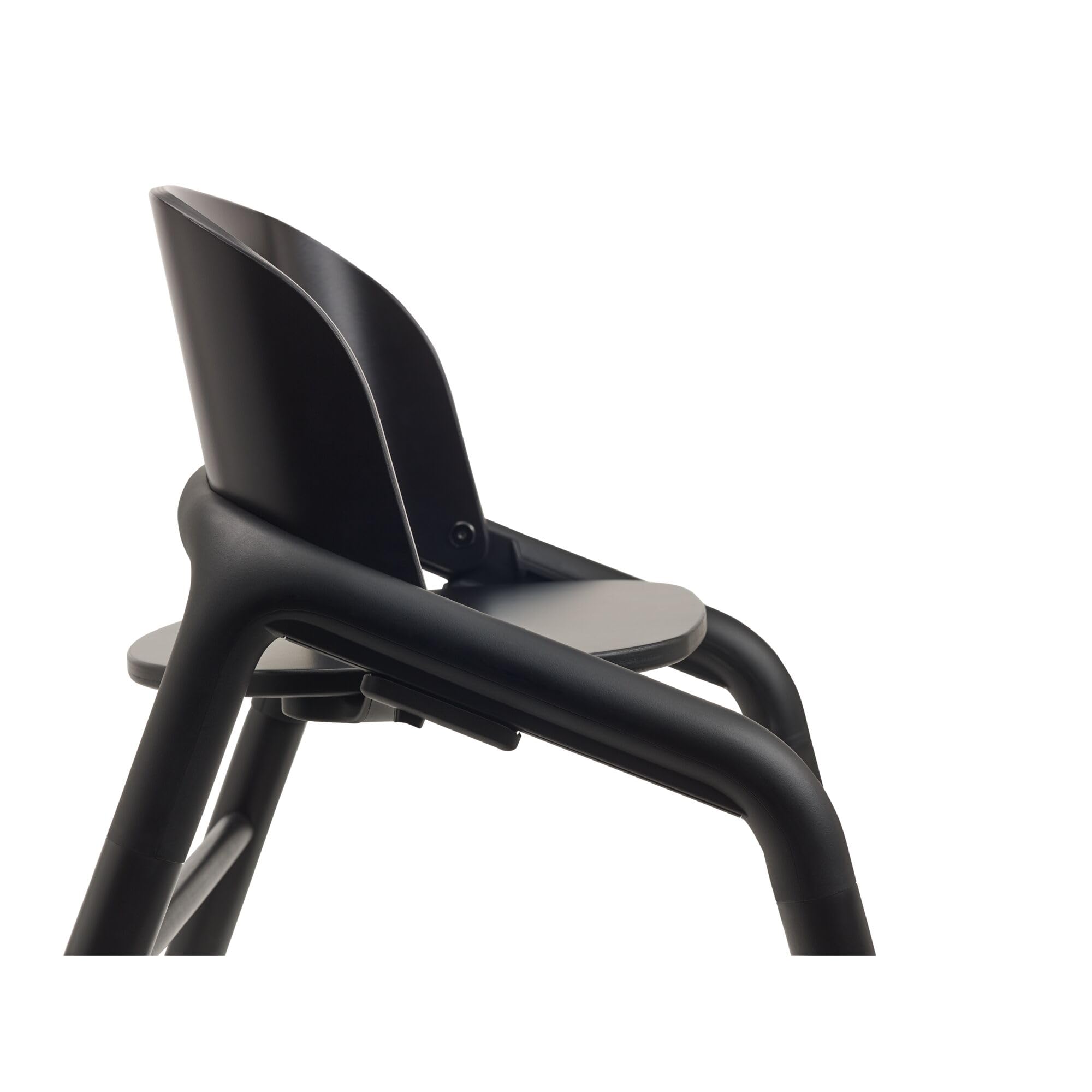 Bugaboo Giraffe adjusts in one second for quick feeding transitions