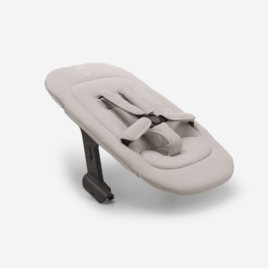 Bugaboo Giraffe newborn set seat rest supports natural posture during early feeding