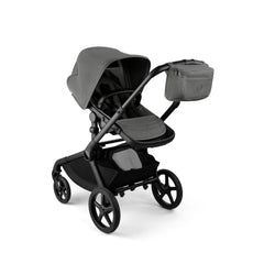 Bugaboo Organizer Moon Grey handlebar attachment enables easy stowing and switching.