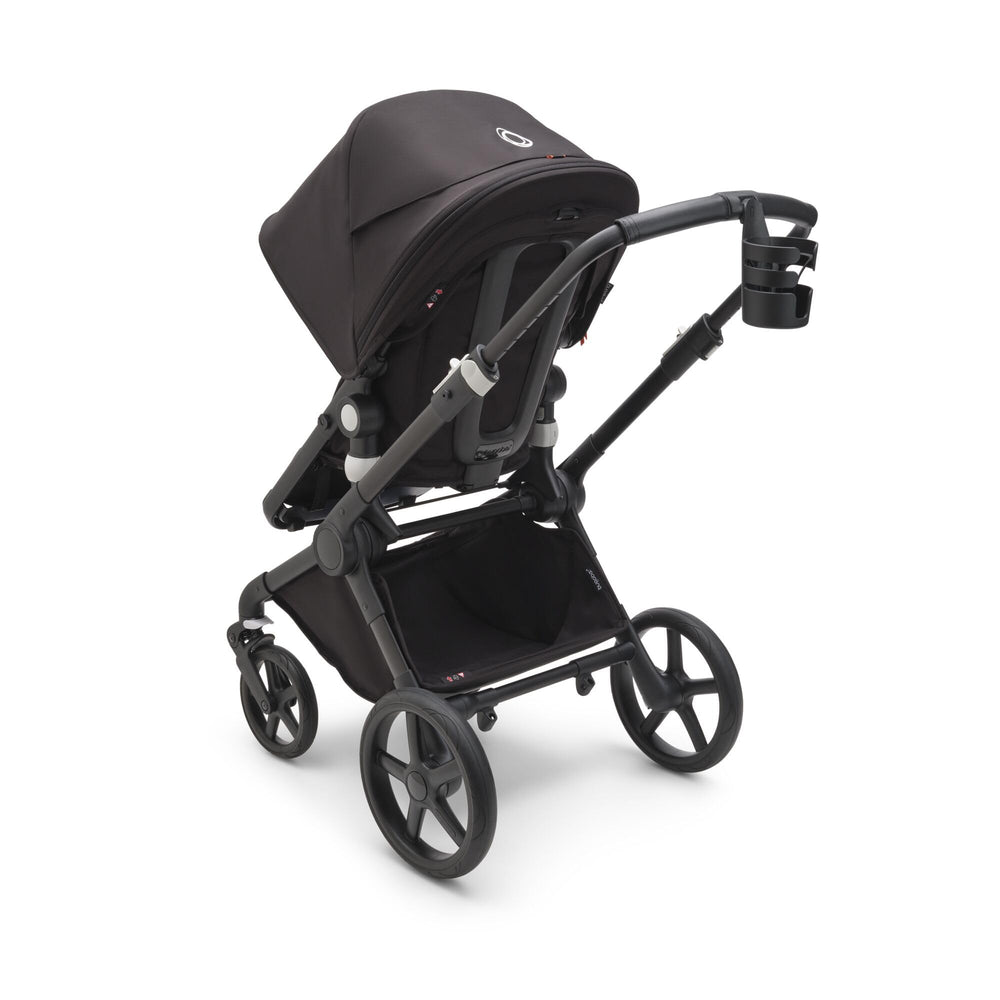 Bugaboo stroller cup holder easy-clean feature simplifies cleanup after spills.