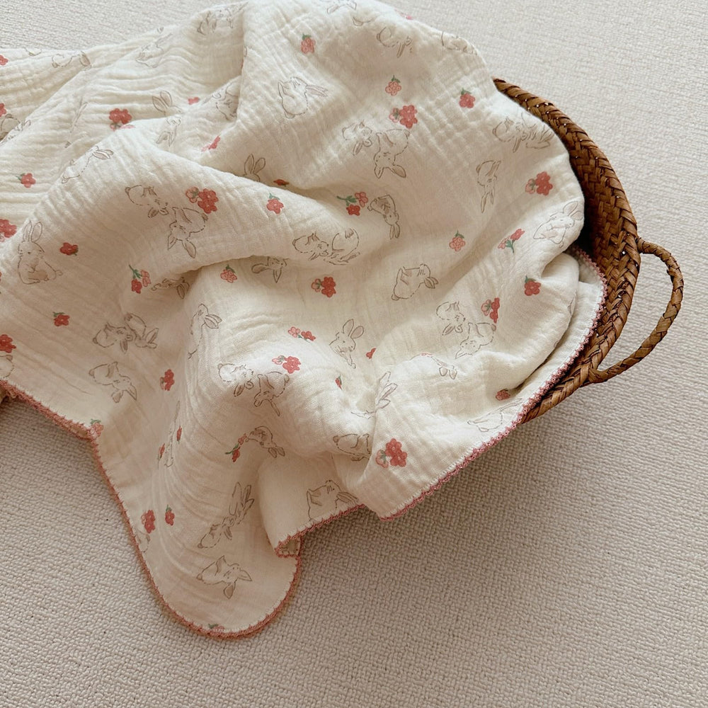 BuLuTu blanket is machine washable and retains softness after washes