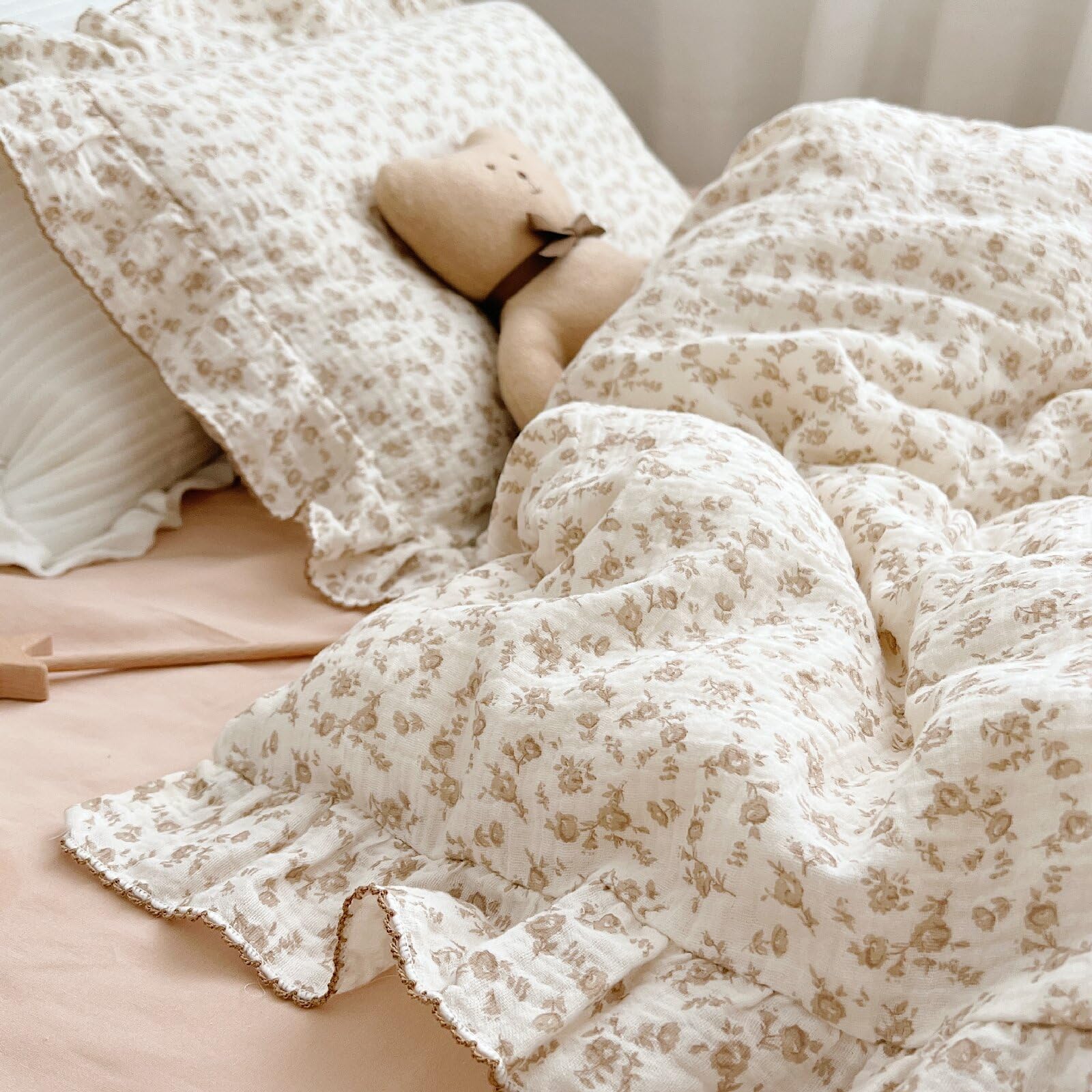 BuLuTu standard and toddler sizes fit most kids bedding setups.