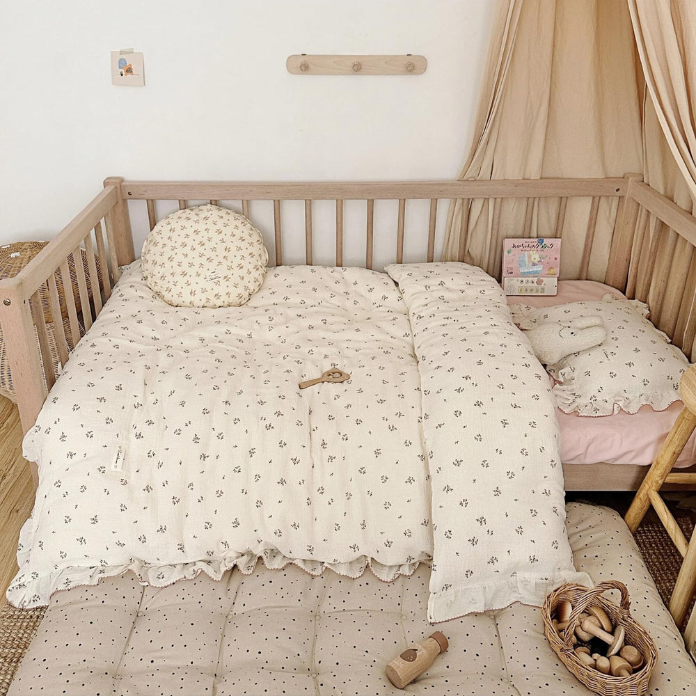 BuLuTu crib setup shows 59x47 cover on toddler bed for easy fit