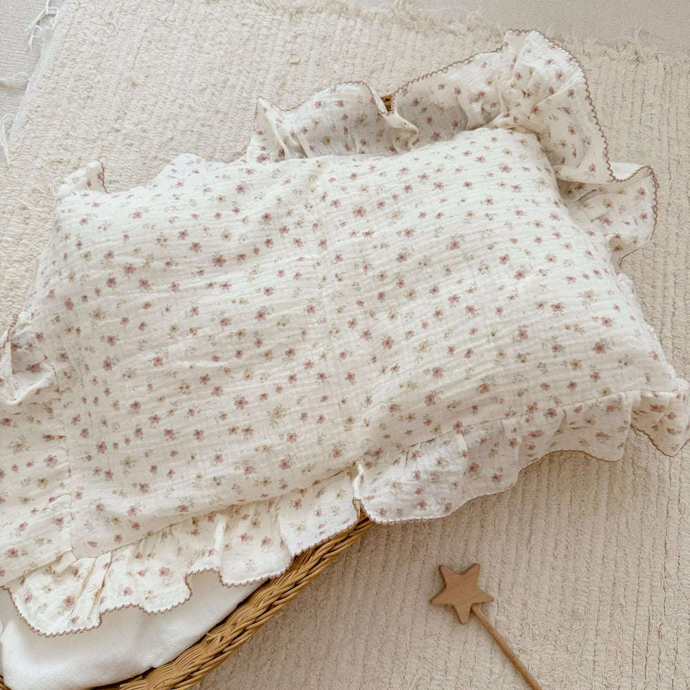 BuLuTu pillowcase ideal for crib, toddler bed, or travel scenarios.