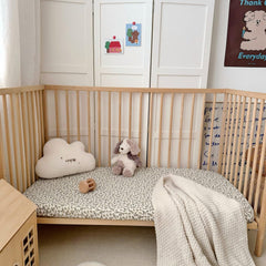 BuLuTu double-layer muslin crib sheets with breathable cotton for baby's comfort.