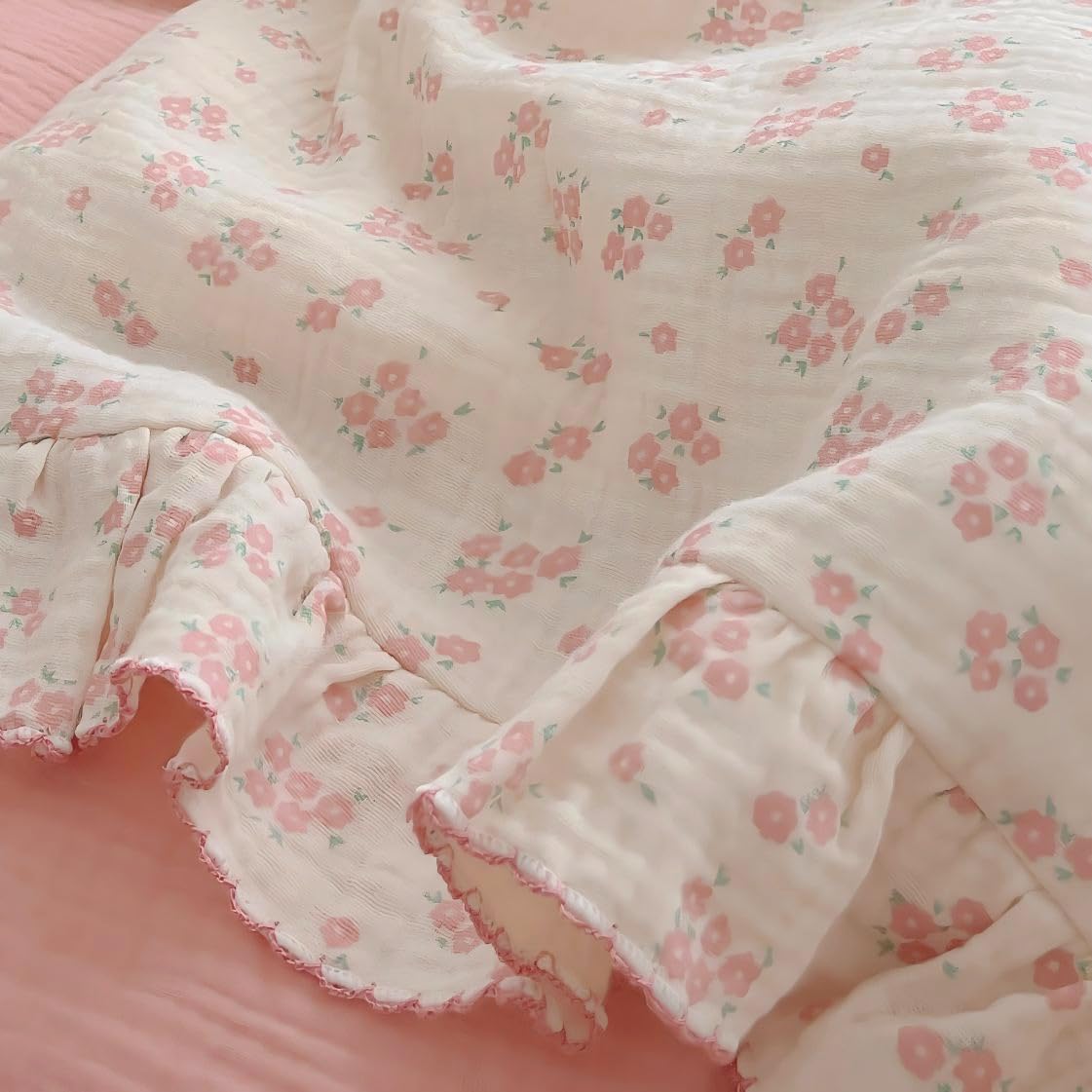 BuLuTu duvet cover corner ties keep the insert securely in place.