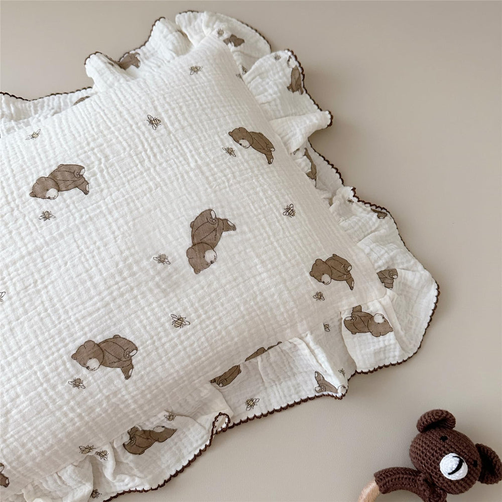 BuLuTu easy-care pillowcase dries quickly after washes for busy families.