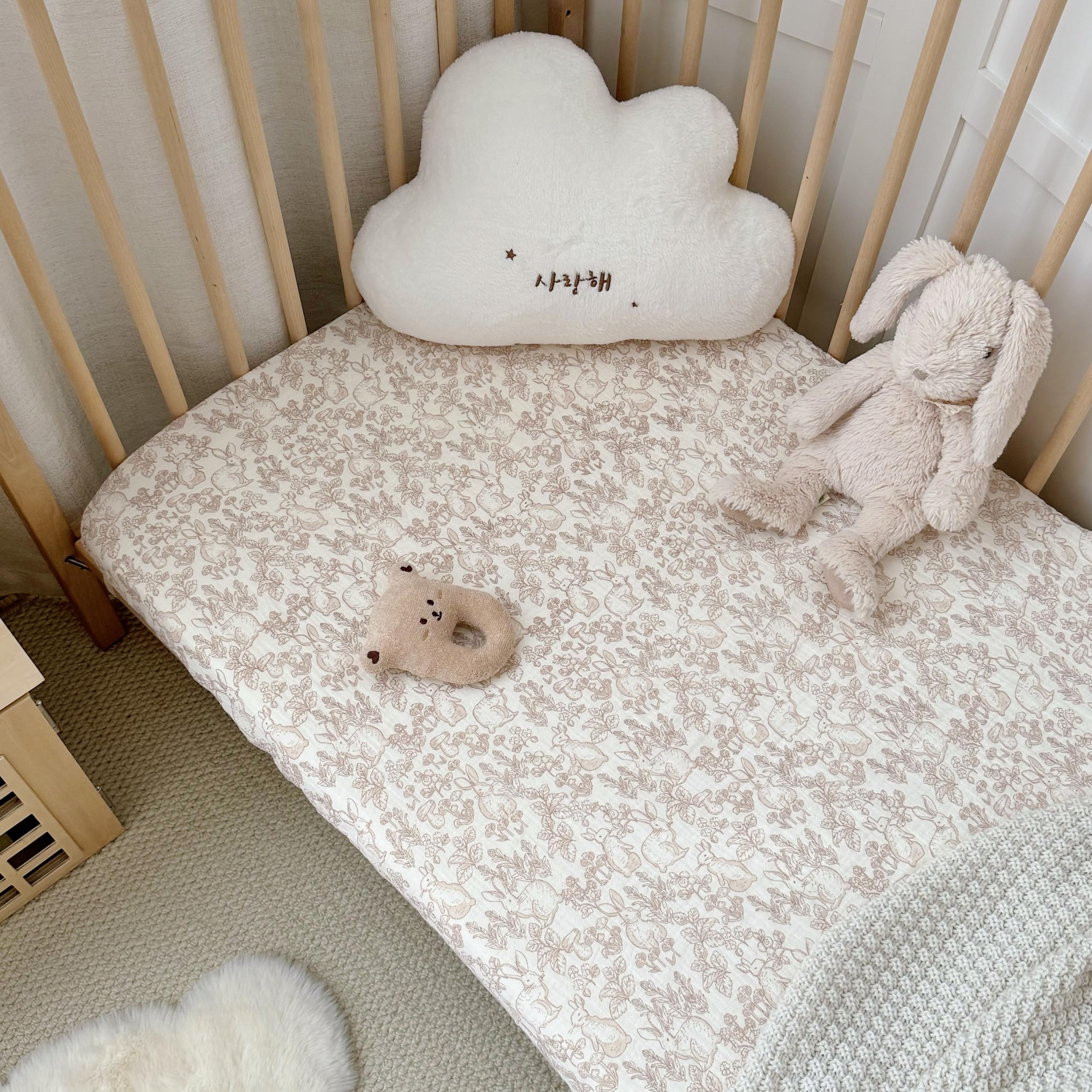 BuLuTu forest-rabbit pattern decor enhances nursery ambiance