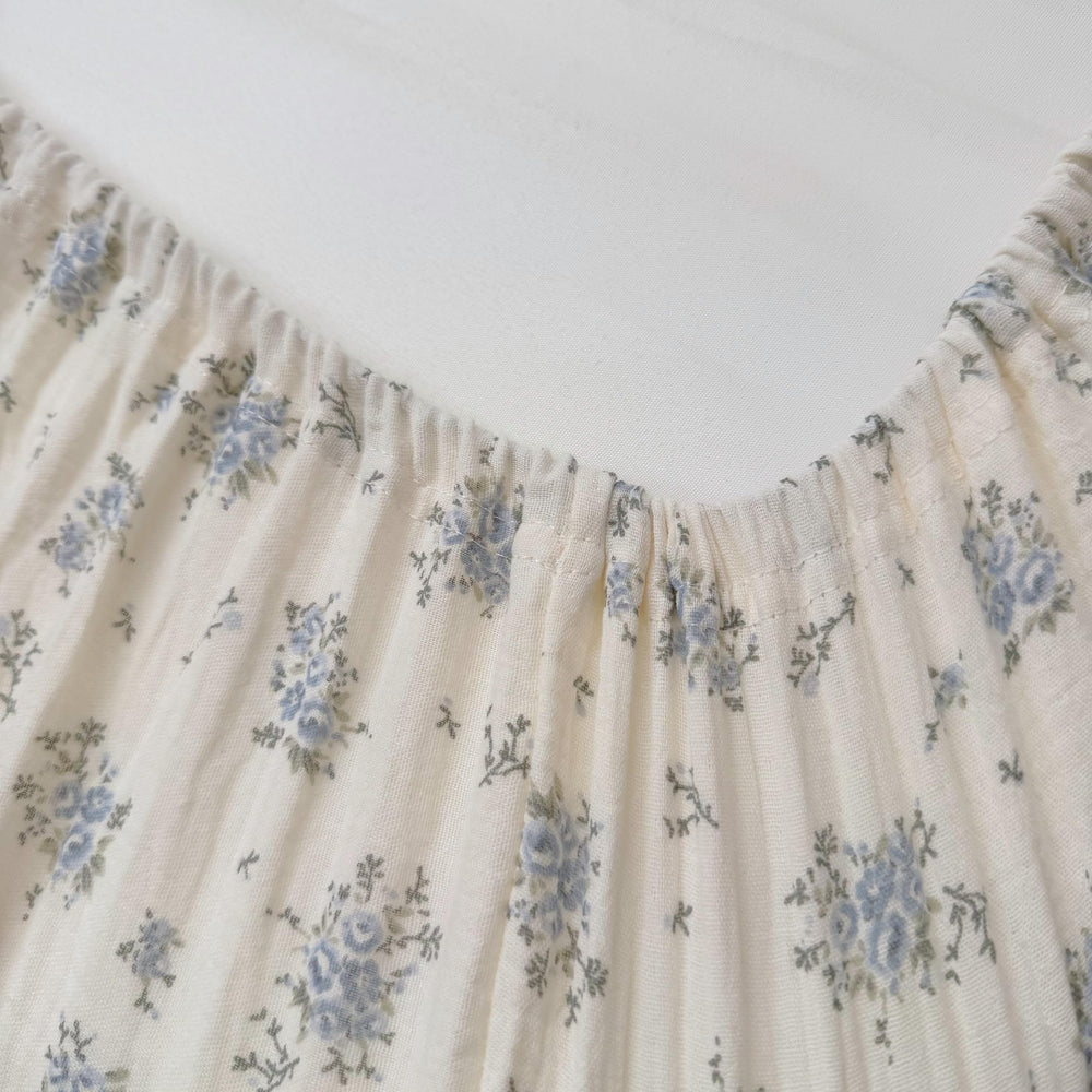 BuLuTu standard crib sheets are machine washable for busy parents.
