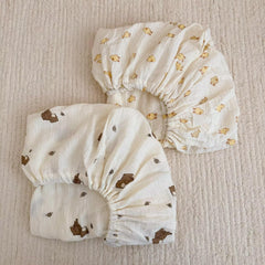 BuLuTu bear-print muslin crib sheet, soft and breathable for cozy sleep.