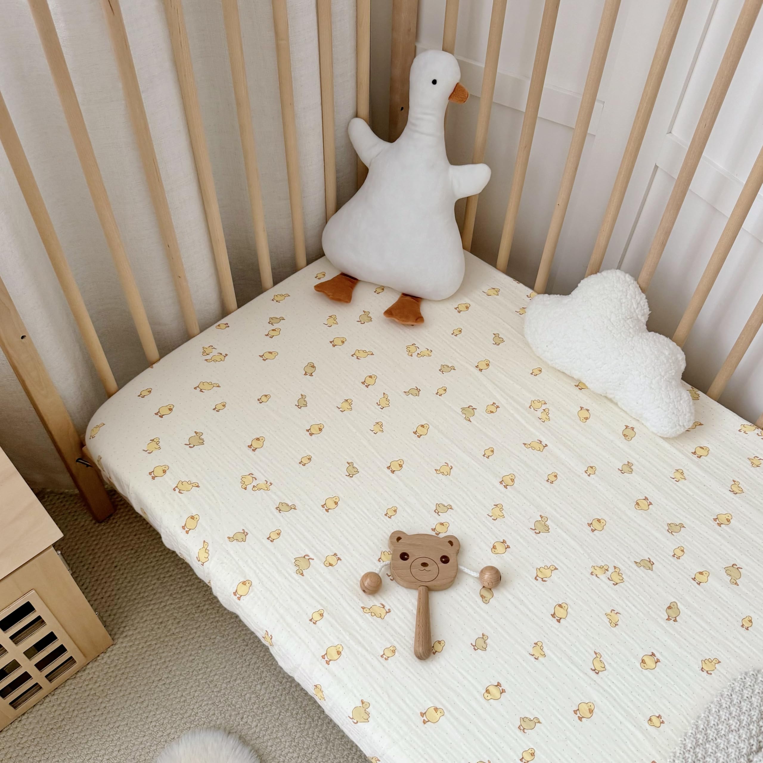 BuLuTu breathable texture promotes air flow and comfortable sleep surface.