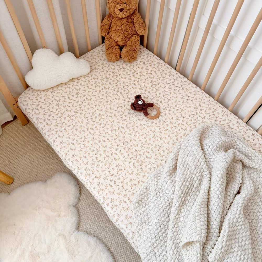 BuLuTu nursery pattern beige-camellia enhances calm, stylish nursery decor