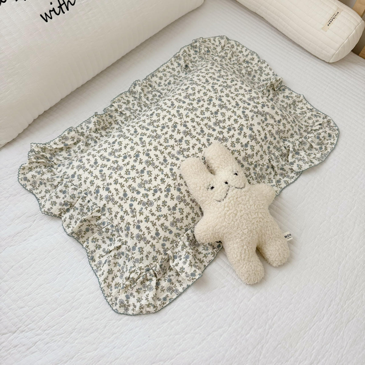 BuLuTu soft cotton kids pillowcase with blue floral print promotes breathable comfort.