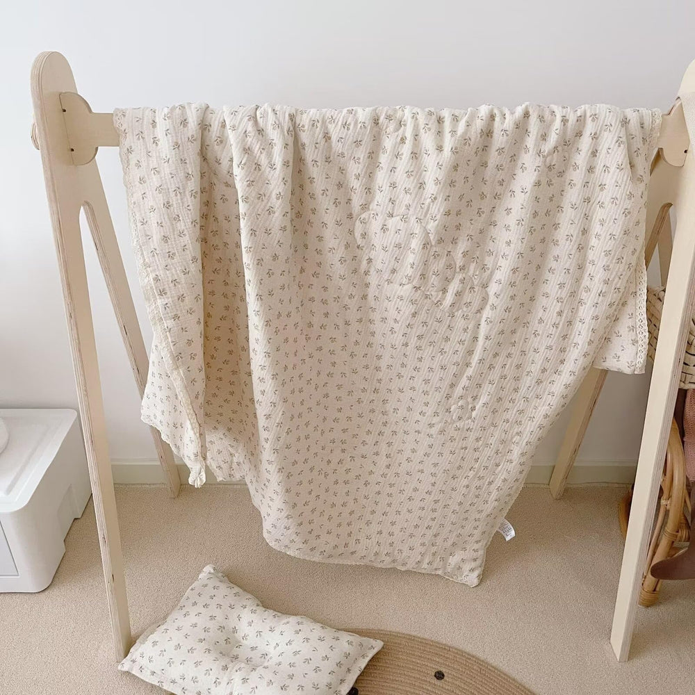 BuLuTu easy-care feature reminds of gentle washing and softening fabrics.