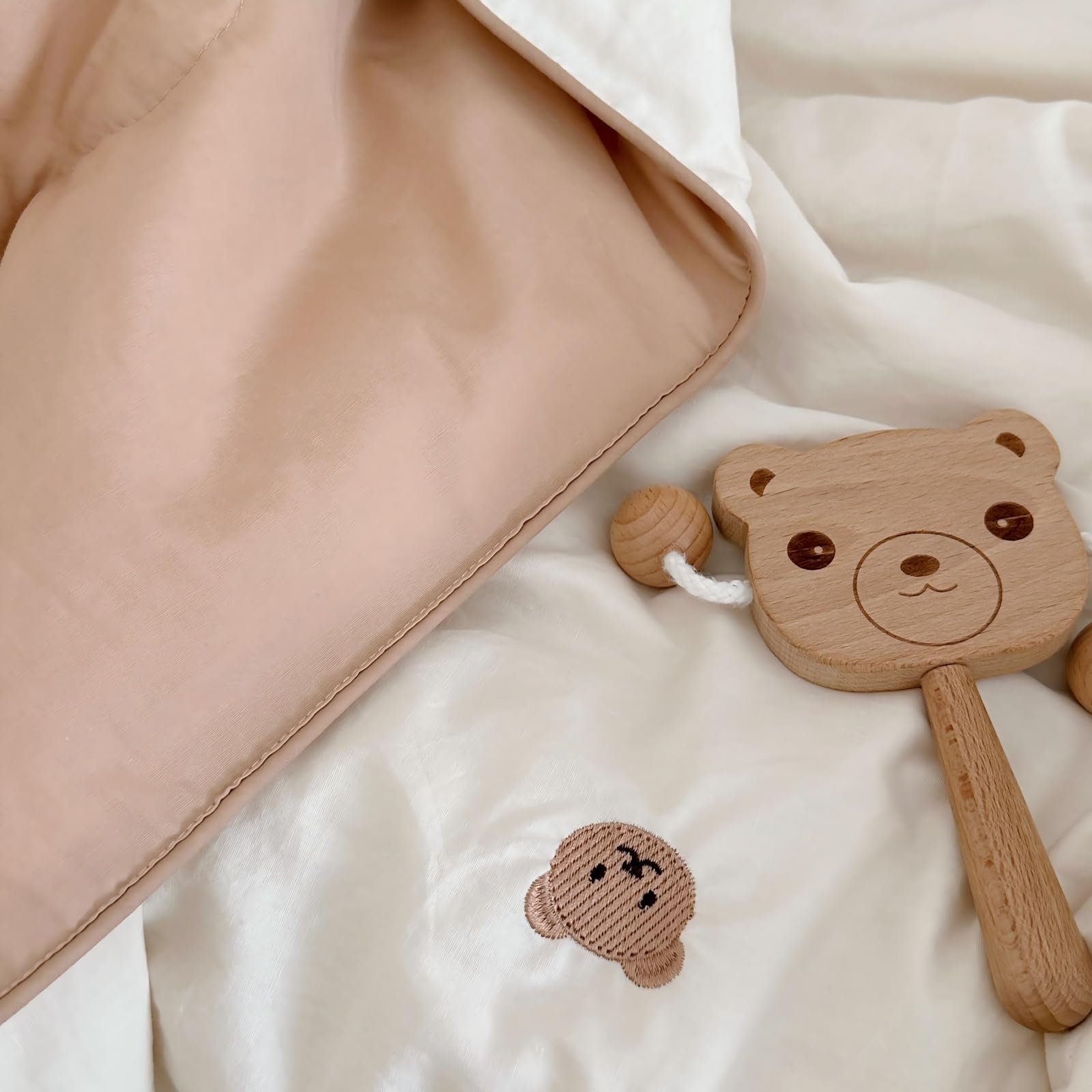 BuLuTu fabric detail image emphasizes breathable cotton and gentle softness.