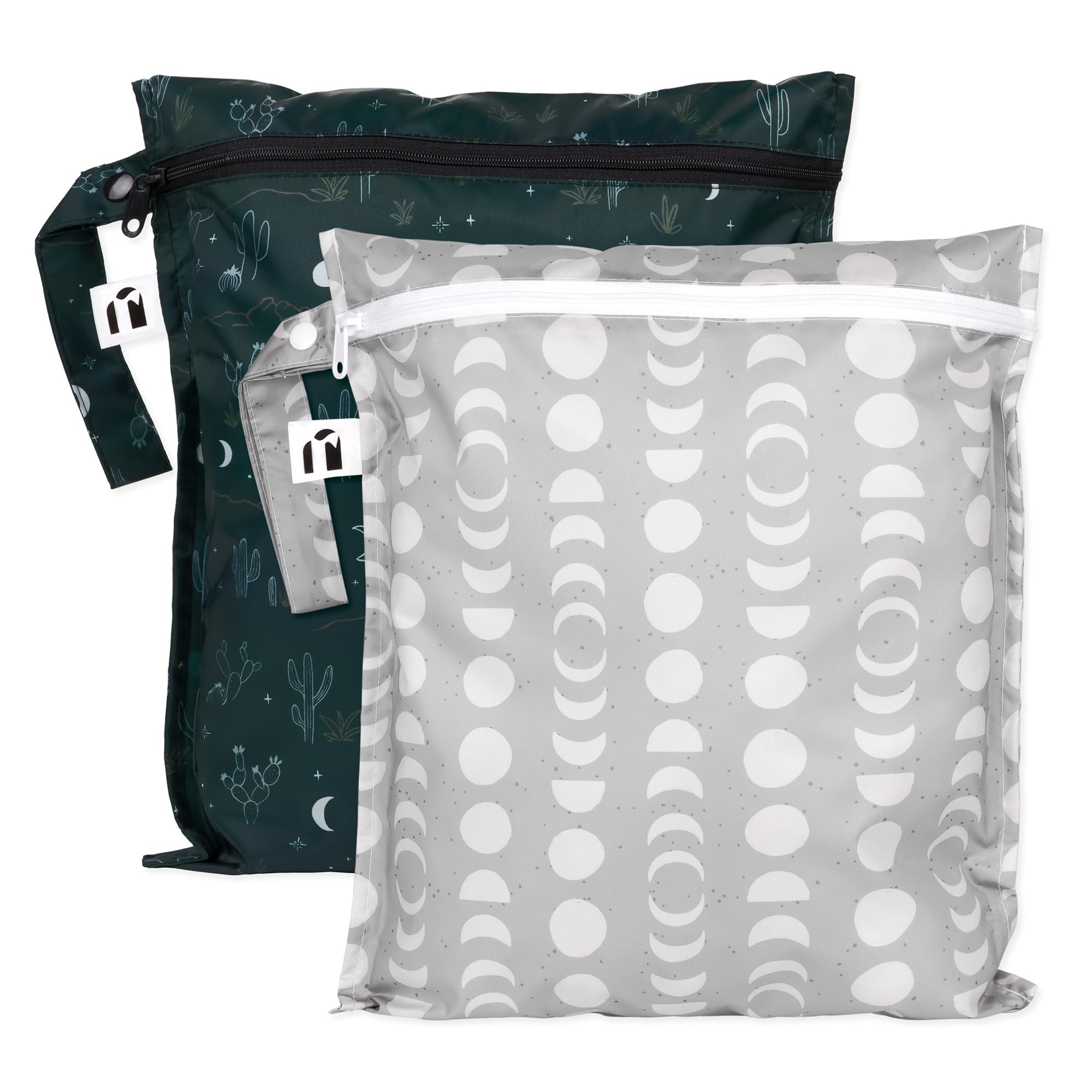 Bumkins Roamio wet bag close-up shows waterproof fabric and on-the-go organization