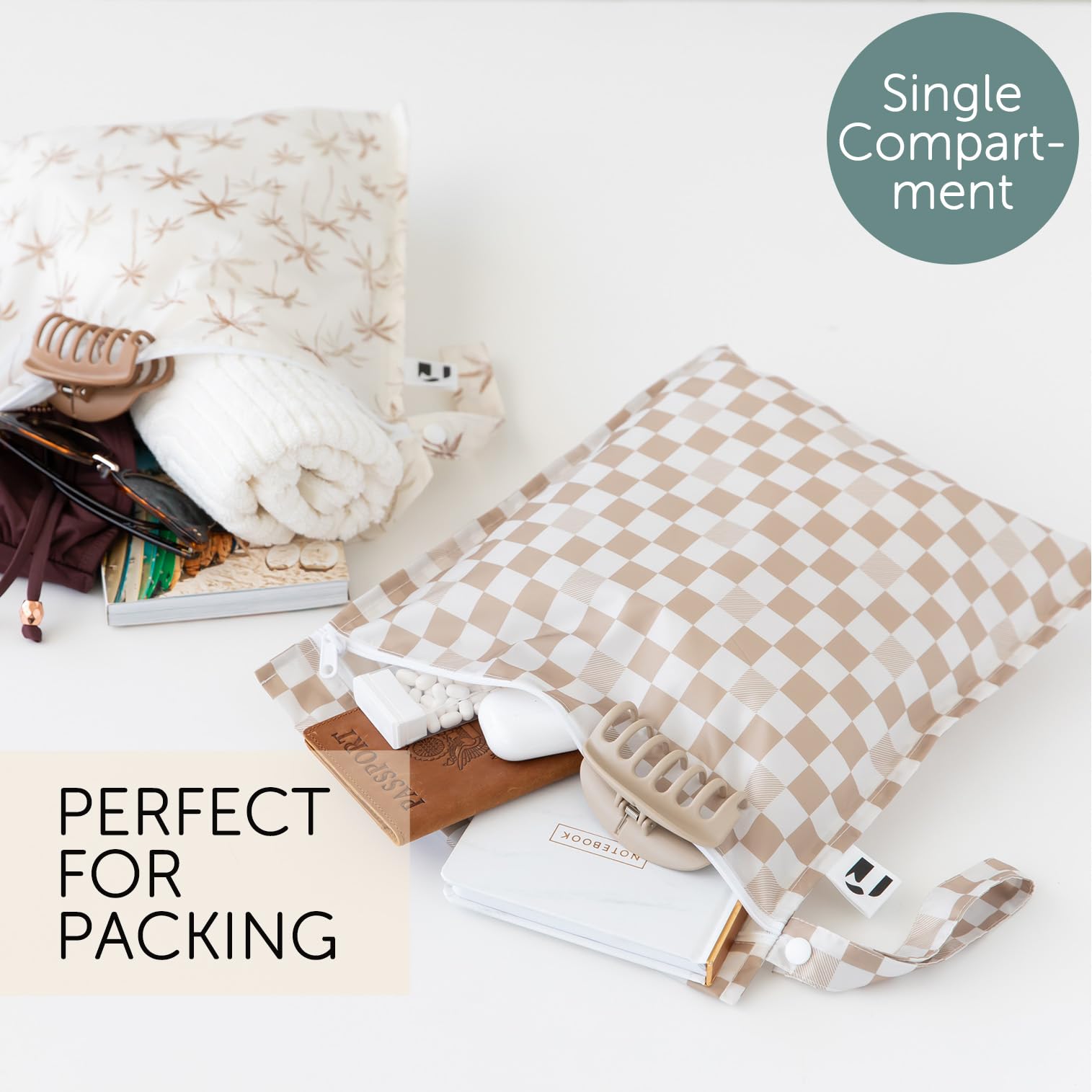 Bumkins Roamio beige wet bag interior showing dry-wet separation