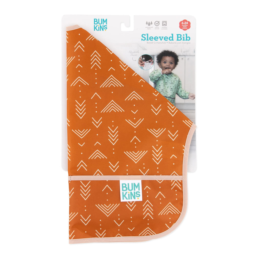 Bumkins Sleeved Bib easy-cleaning design simplifies post-meal cleanup.