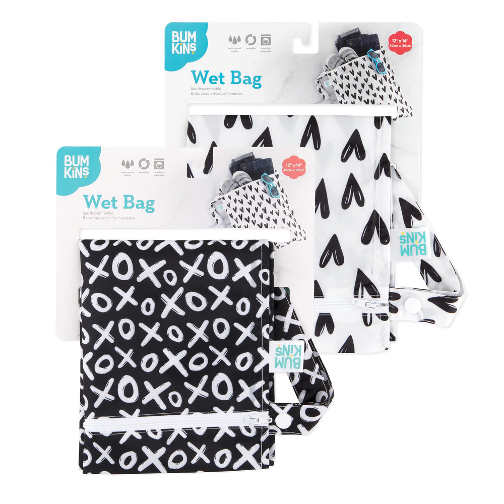 Bumkins wet bag machine-washable—easy cleanup after gym, pool, or daycare sessions.